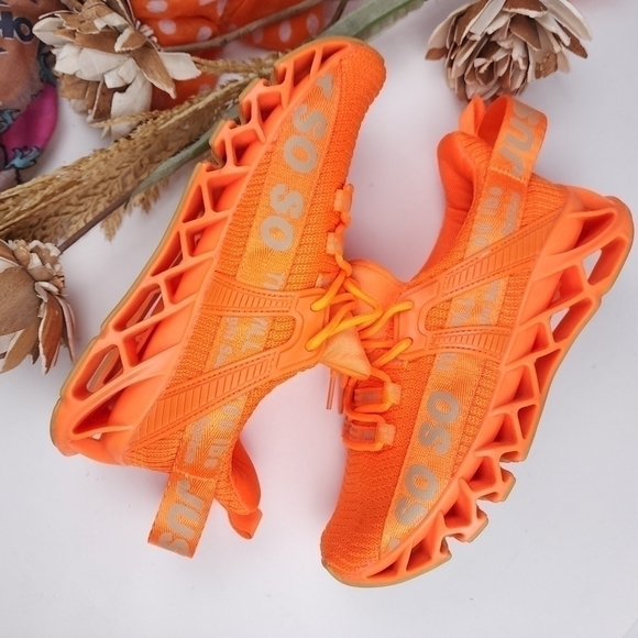 🔴 Orange Woman's Cross Trainer Running Sneakers Sz 37 - Picture 9 of 12